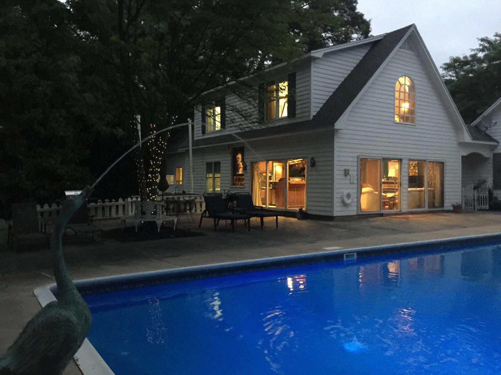 Miles River Guest House Easton Exterior photo